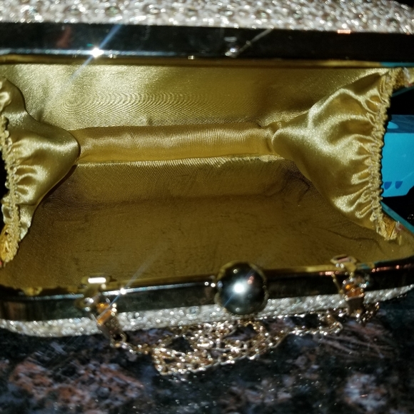 NEW Clutch Purse - Picture 2 of 13